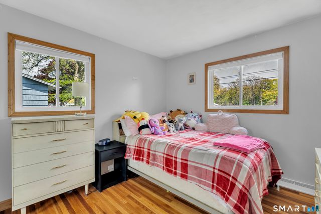 41 Hemingway Street, Plainville, CT 06062