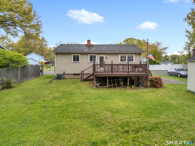 41 Hemingway Street, Plainville, CT 06062