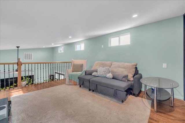 4120 Benjamin Drive, Caney City, TX 75148