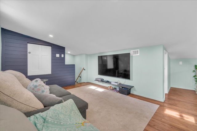 4120 Benjamin Drive, Caney City, TX 75148