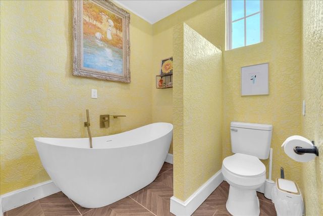 4120 Benjamin Drive, Caney City, TX 75148