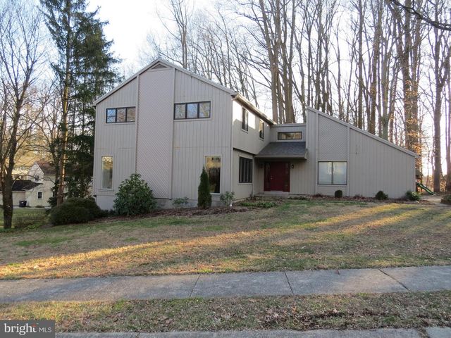 30 KINGS GRANT RD, Hockessin, DE 19707