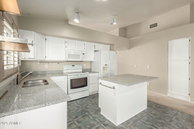 1462 E CINDY Street, Chandler, AZ 85225