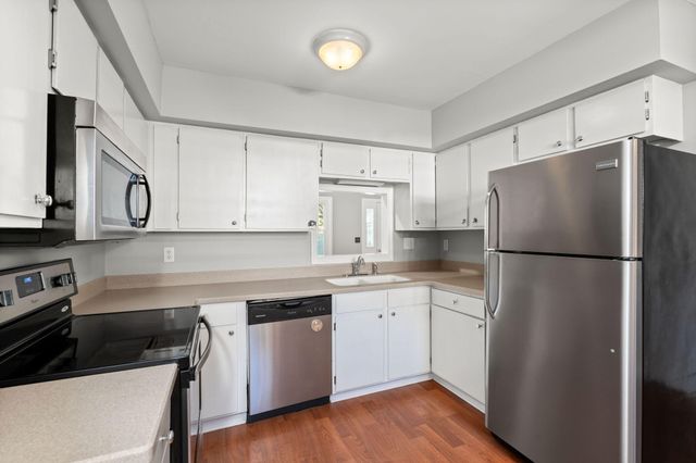 712 Harbor Lane, Mount Pleasant, SC 29464