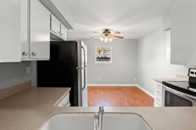 712 Harbor Lane, Mount Pleasant, SC 29464