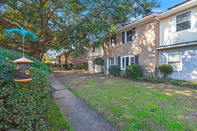 712 Harbor Lane, Mount Pleasant, SC 29464