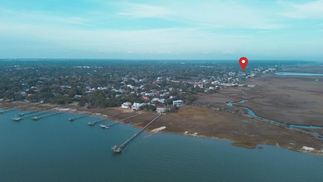 712 Harbor Lane, Mount Pleasant, SC 29464