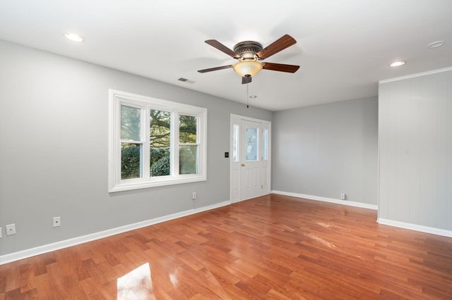 712 Harbor Lane, Mount Pleasant, SC 29464