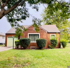 1738 SW Mission AVE, Topeka, KS 66604