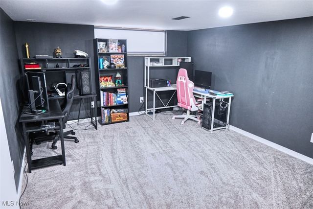 2909 Bowmen Lane, Parma, OH 44134