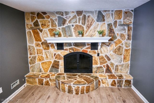 2909 Bowmen Lane, Parma, OH 44134