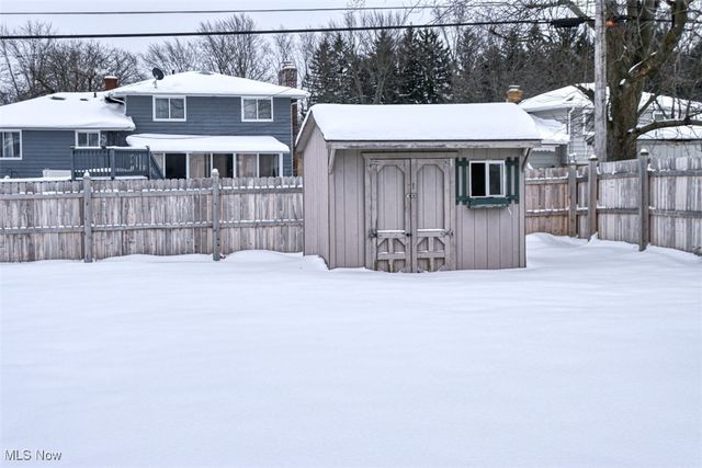 2909 Bowmen Lane, Parma, OH 44134