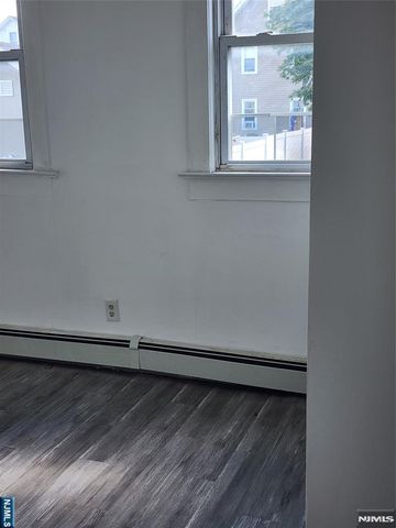 26 Union 2, Lodi, NJ 07644