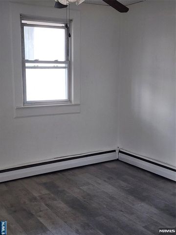 26 Union 2, Lodi, NJ 07644
