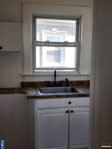 26 Union 2, Lodi, NJ 07644