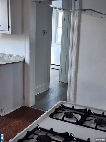 26 Union 2, Lodi, NJ 07644