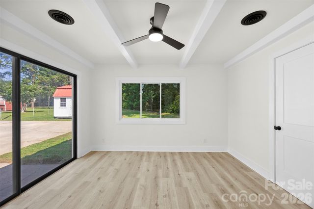 5421 Maplewood Lane, Charlotte, NC 28227