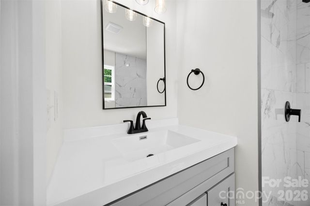 5421 Maplewood Lane, Charlotte, NC 28227