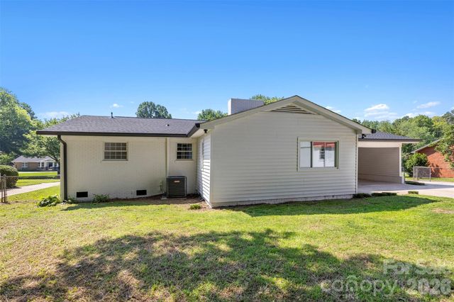5421 Maplewood Lane, Charlotte, NC 28227