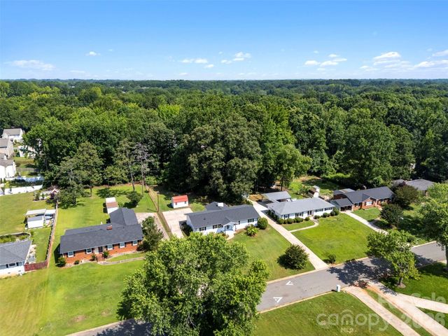5421 Maplewood Lane, Charlotte, NC 28227