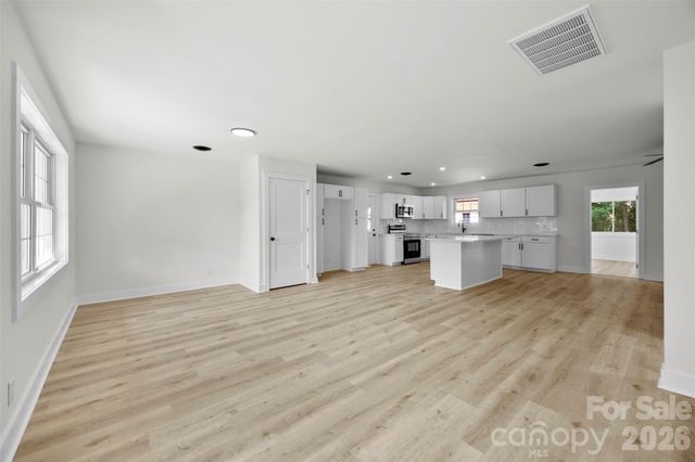 5421 Maplewood Lane, Charlotte, NC 28227