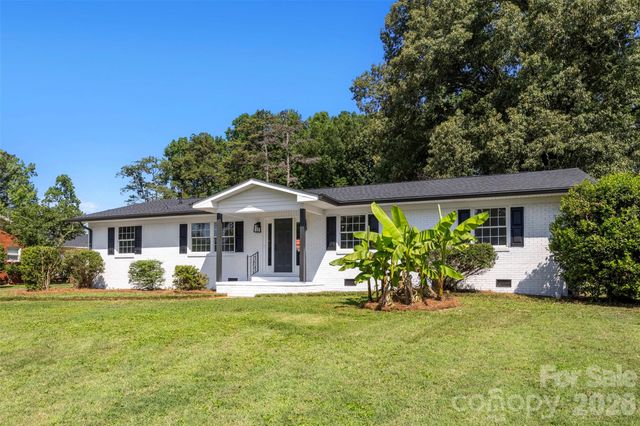 5421 Maplewood Lane, Charlotte, NC 28227