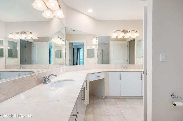 1431 RIVERPLACE Boulevard 2104-1, Jacksonville, FL 32207