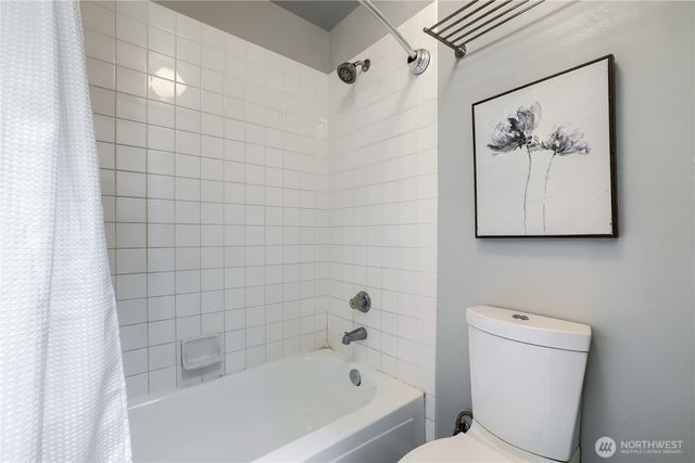 806 NW 52nd Street, Seattle, WA 98107