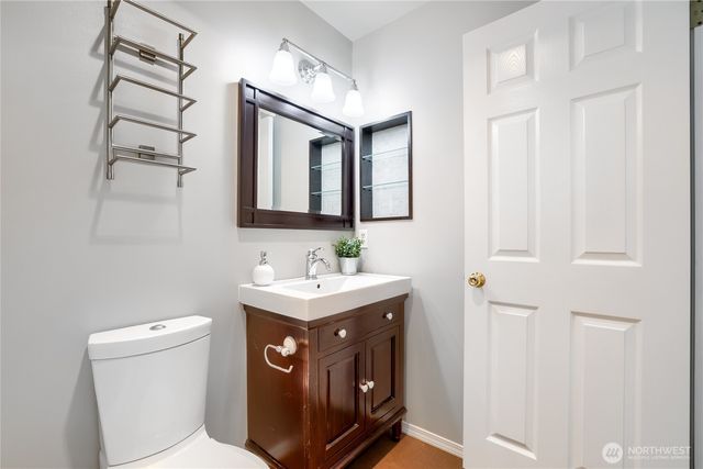 806 NW 52nd Street, Seattle, WA 98107