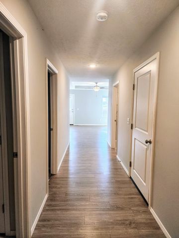 1295 S Whitaker Avenue, Republic, MO 65738