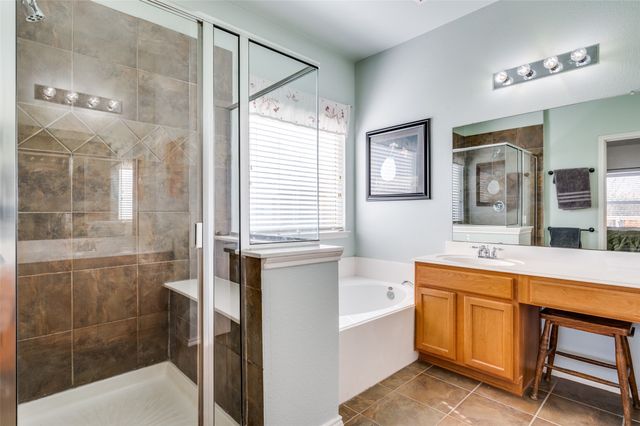 9900 HALF MOON Drive, Mckinney, TX 75072