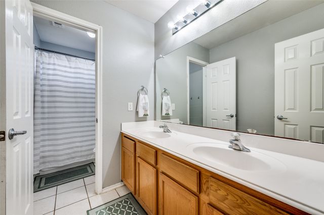 9900 HALF MOON Drive, Mckinney, TX 75072