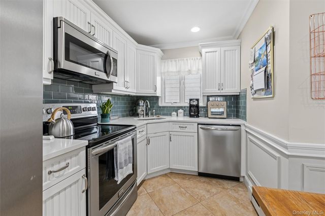 3013 Mitchell Road, Westhampton Beach, NY 11978