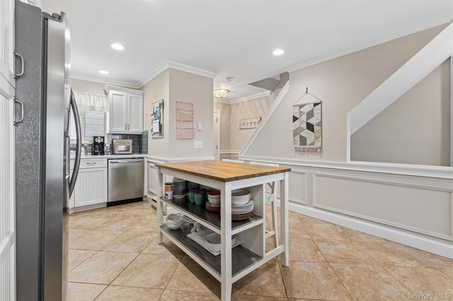 3013 Mitchell Road, Westhampton Beach, NY 11978