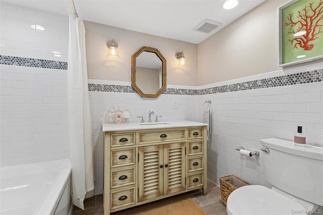 3013 Mitchell Road, Westhampton Beach, NY 11978