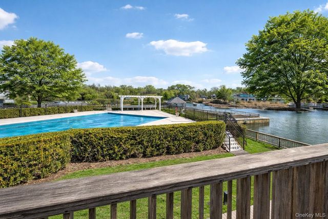3013 Mitchell Road, Westhampton Beach, NY 11978