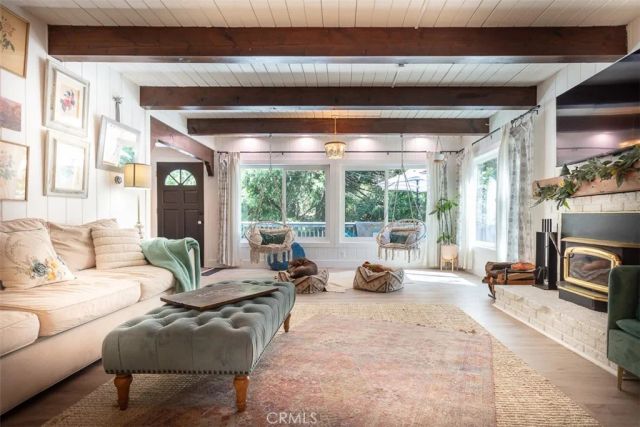 220 Oak Dr., Lake Arrowhead, CA 92352