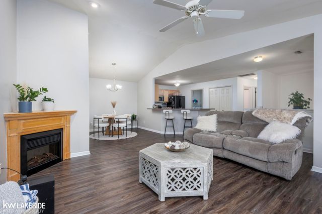 51560 Stern Lane, Chesterfield Twp, MI 48051