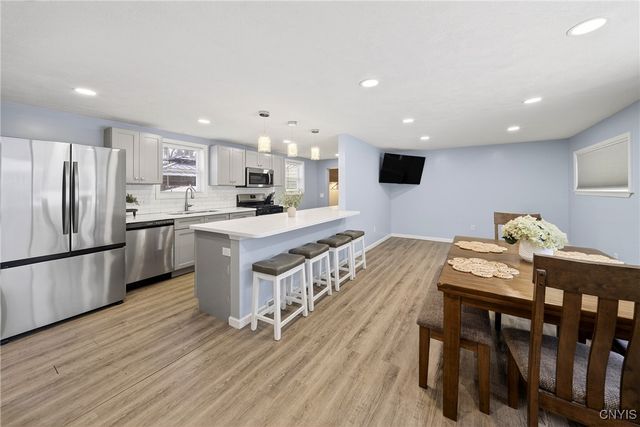 314 Belmore Drive, Clay, NY 13212