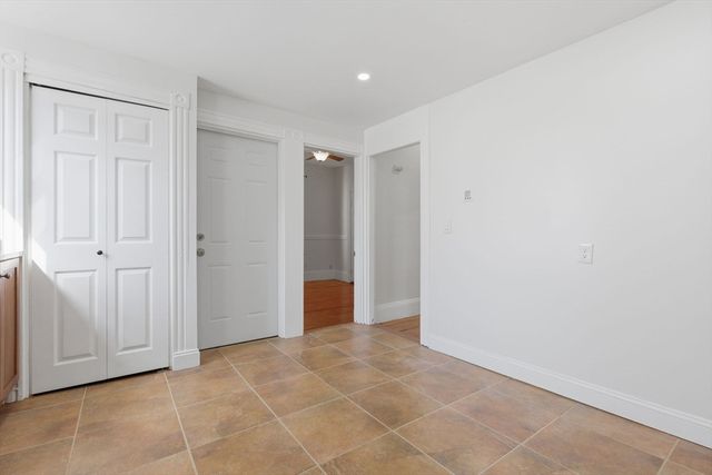 151 L St 1, Boston, MA 02127
