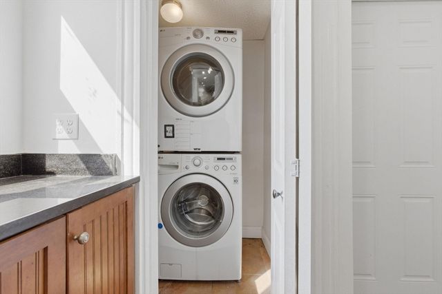 151 L St 1, Boston, MA 02127