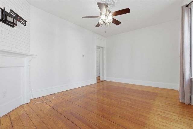 151 L St 1, Boston, MA 02127