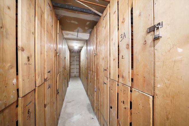 820 Oakton Street 3A, Evanston, IL 60202