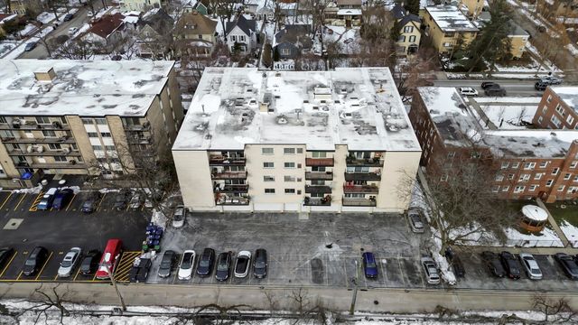 820 Oakton Street 3A, Evanston, IL 60202