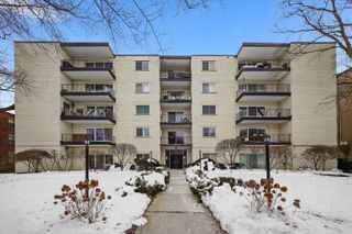 820 Oakton Street 3A, Evanston, IL 60202