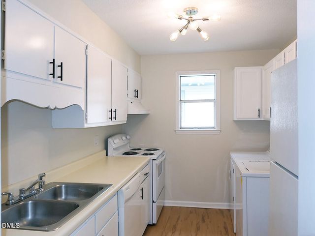 103 Ashley Forest Road, Chapel Hill, NC 27514