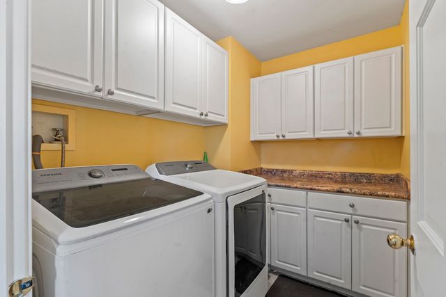 1460 Lancaster Lane, Algonquin, IL 60102