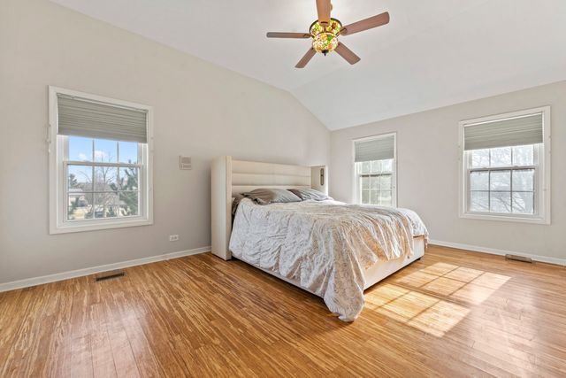 1460 Lancaster Lane, Algonquin, IL 60102