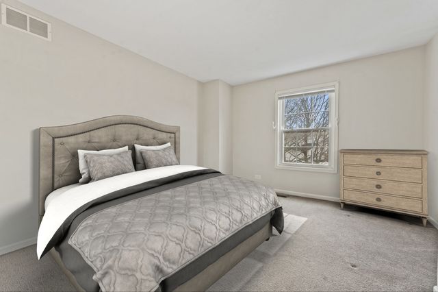 1460 Lancaster Lane, Algonquin, IL 60102