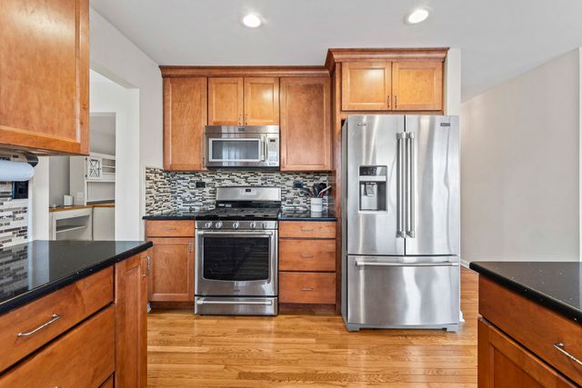 1460 Lancaster Lane, Algonquin, IL 60102